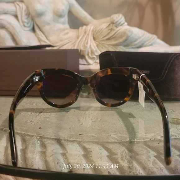 Tom Ford Lucille Cat Eye Sunglasses Dark Havanah Bordeaux  display picture 1